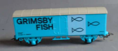 LIMA HO SCALE - GRIMSBY FISH WAGON