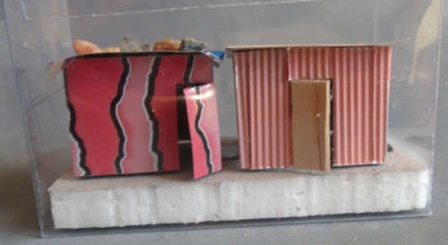 HO SCALE - INFORMAL IKAYA