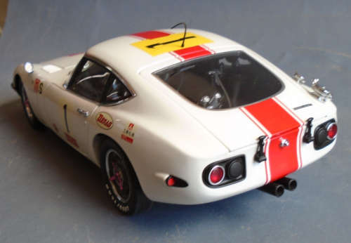 AUTOART 1/18 SCALE - TOYOTA 2000 GT 24 HRS FUJI 1967 - BOXED