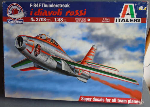 ITALERI 1/48 SCALE - F-84F TUNDERSTREAK - BOXED