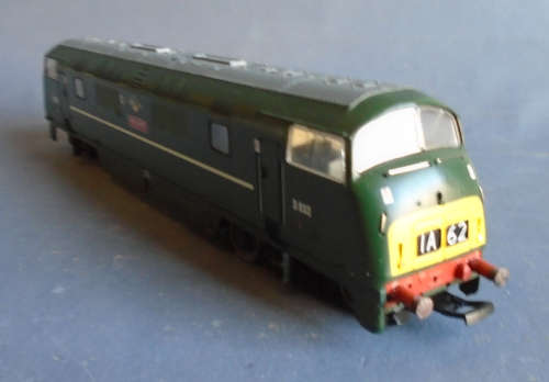 BACHMANN OO SCALE - CLASS 42 WARSHIP DIESEL D832 `ONSLAUGHT` - BOXED