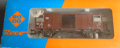 ROCO HO SCALE - DB CLOSRD GOODS VAN` - BOXED