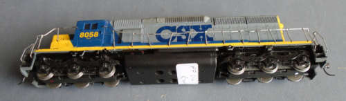 ATHEARN HO SCALE - CSX DIESEL LOCO #8058