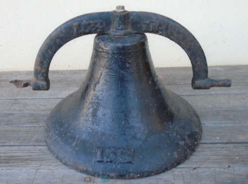 VINTAGE CAST IRON SLAVE BELL, SEE FOTO, CRACK IN BELL AND NO GONG