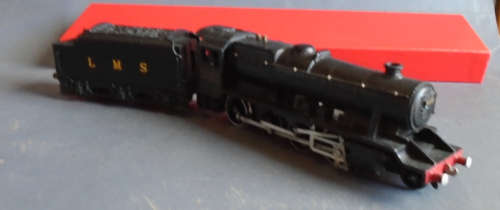 HORNBY DUBLO OO SCALE - LMS 2-8-0 STEAM LOCO & TENDER - BOXED