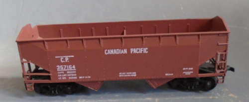 BACHMANN HO SCALE - CANADIAN PACIFIC 2 BAY HOPPER