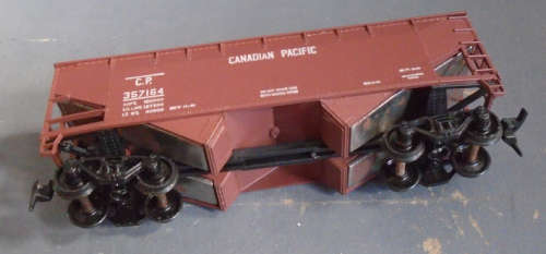 BACHMANN HO SCALE - CANADIAN PACIFIC 2 BAY HOPPER