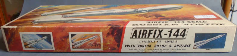 AIRFIX 144 SCALE - RUSSIAN VOSTOK WITH SOYUZ & SPUTNIK - BOXED