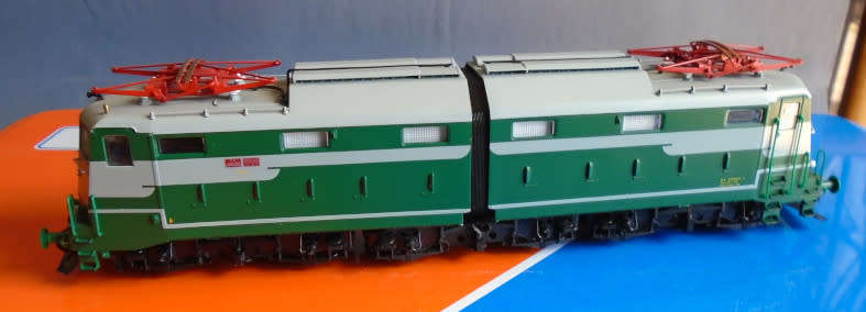 ROCO HO SCALE - FS ARTICULATED ELECTRIC LOCO, BOXED IN TIN, # 516 OF 3100