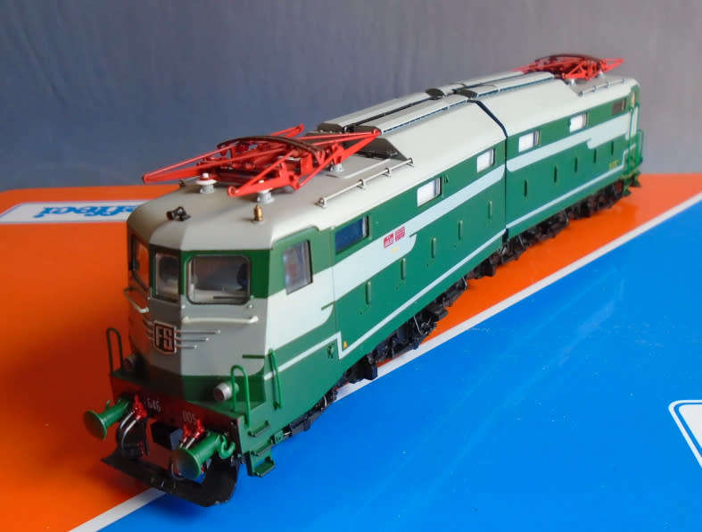 ROCO HO SCALE - FS ARTICULATED ELECTRIC LOCO, BOXED IN TIN, # 516 OF 3100