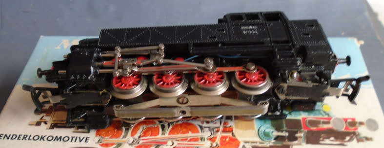 MARKLIN HO SCALE - CLASS 81 DB 0-8-0 STEAM TANK LOCO