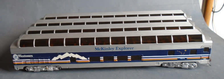 BACHMAN HO SCALE - 4 X McKINLEY EXPLORER PASSENGER COACHES