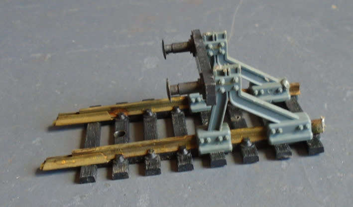 FLEISCHMANN HO SCALE - STOP BLOCK