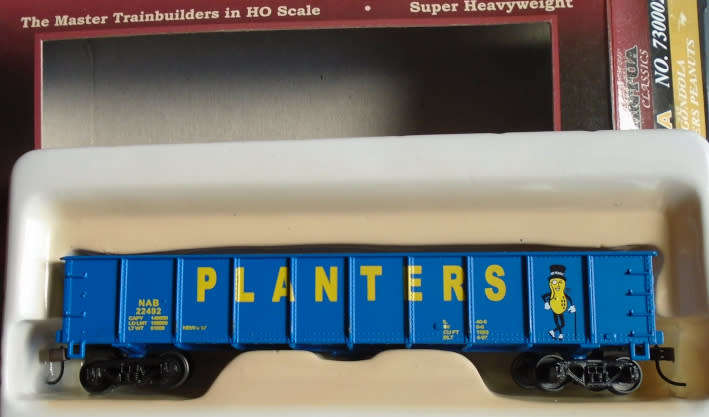 MANTUA HO SCALE - 40` PLANTERS PEANUTS GONDOLA, AS NEW BOXED
