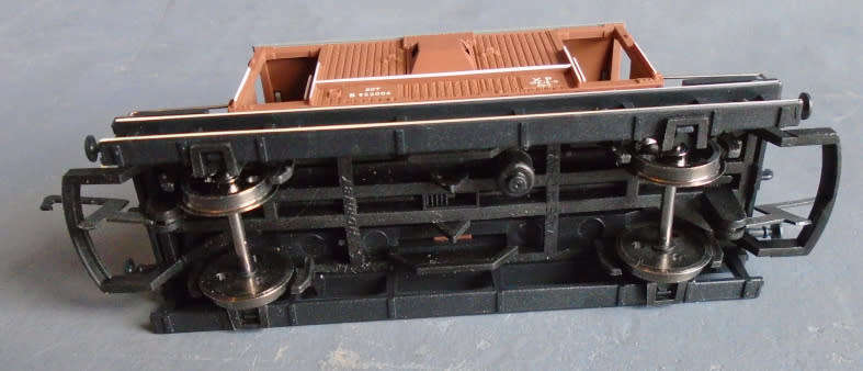 HORNBY HO SCALE - XP 20T GUARDS VAN, EXCELLENT CONDITION