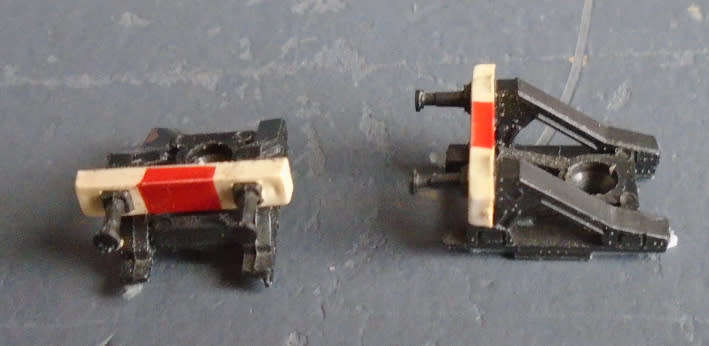 MARKLIN Z SCALE - 2 X STOP BLOCKS AS  PER FOTO