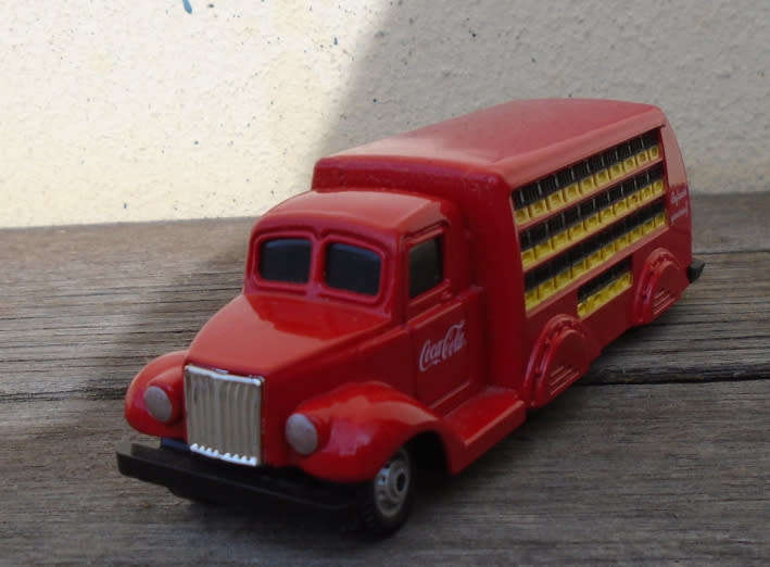 COCA COLA DELIVERY TRUCK