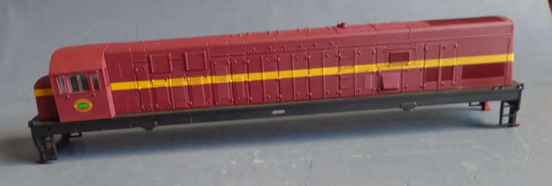 FRATESCHI HO SCALE - SAR CLASS 34 DIESEL LOCO BODY & HANDRAILS - NEW