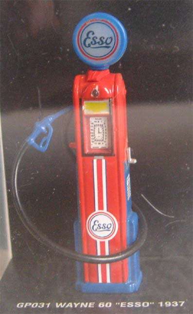 1937 ESSO PETROL PUMP by CITY in 1/43 SCALE (NEW BOXED)