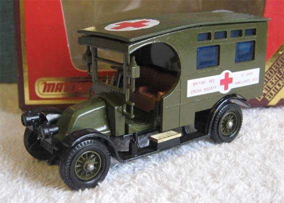 1910 RENAULT AMBULANCE Y-25 by MATCHBOX MOY (MIB)