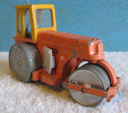 AVELING BARFORD DIESEL ROLLER # 279 by DINKY TOYS, MADE IN ENGLAND, MECCANO LTD