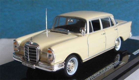 1959 MERCEDES BENZ 220E by VITESSE in 1/43 SCALE (NEW BOXED)
