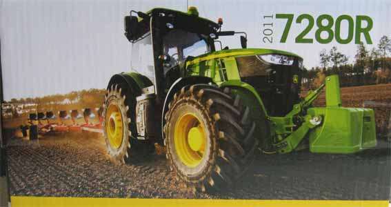 JOHN DEERE 7280R TRACTOR by BRITAINS in 1/32 SCALE (NEW BOXED)