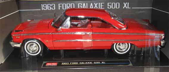 1963 FORD GALAXIE 500 XL by SUN STAR in 1/18 SCALE ( NEW BOXED)