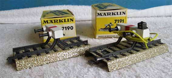 2 X STOP BLOCKS by MARKLIN 7190 & 7191 (BOXED)