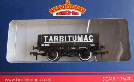 5 PLANK WAGON by BACHMANN in OO (NEW BOXED)