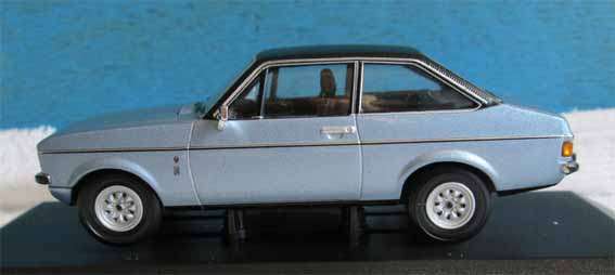FORD ESCORT Mk2 1.3 GHIA, RHD by VANGUARDS (CORGI) in 1/43 SCALE (NEW BOXED)