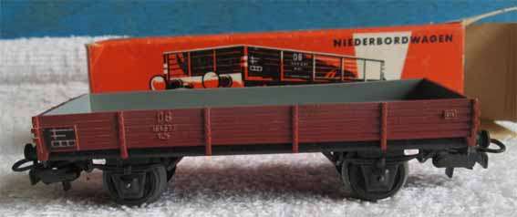 MARKLIN - HO #4503 FLAT CAR (BOXED)