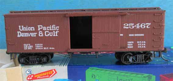 ROUNDHOUSE 36' OLD TIME BOX CAR in HO - UP/DENVER GULF  (BOXED)
