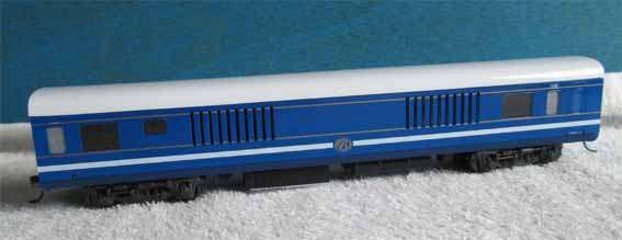 SARM - SAR BLUE TRAIN GENERATOR CAR WITH KADEES in HO SCALE
