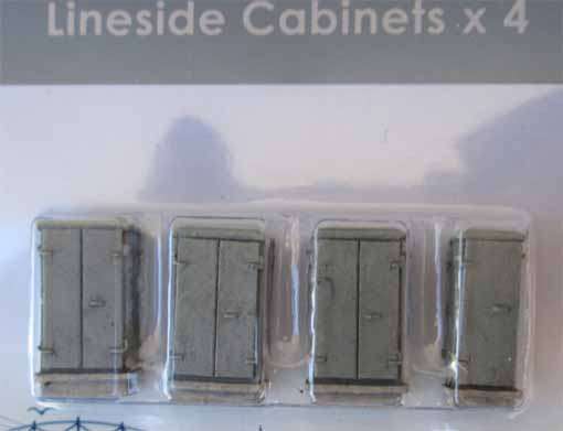 LINESIDE CABINETS X 4 by BACHMANN in OO/HO SCALE (NEW CARDED)