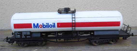 LIMA - MOBILOIL TANKER in HO SCALE
