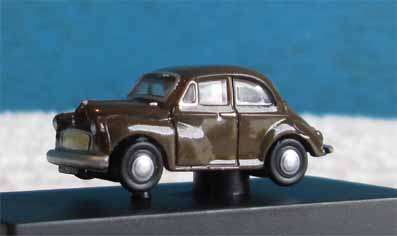 MORRIS MINOR SALOON by OXFORD in N SCALE (NEW BOXED)