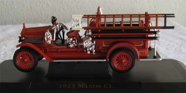 1923 MAXIM C1 by ROAD SIGNATURE in 1/43 TRUCK SCALE (NEW BOXED)