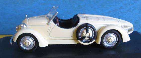 1935 MERCEDES BENZ 150 SPORT ROADSTER in 1/43 SCALE (NEW BOXED)