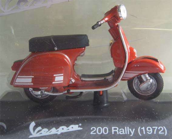 1972 VESPA 200 RALLY in 1/18 SCALE (NEW CARDED)