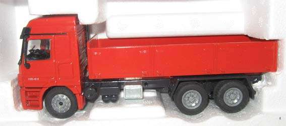 MERCEDES BENZ ACTROS 3 AXLE RIGID TRUCK by JOAL in 1/50 SCALE (NIB)