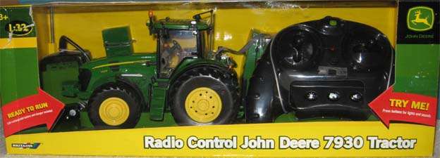 JOHN DEERE 7930 TRACTOR, WITH LIGHTS & SOUND in 1/32 SCALE by BRITAINS (NIB)