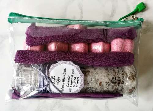Lavender Bath Salts & Cocoa Butter Bath Fizzies in Gift Bag