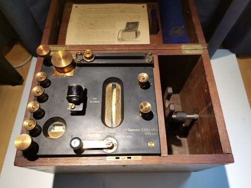 Antique temperature indicator