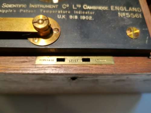Antique temperature indicator