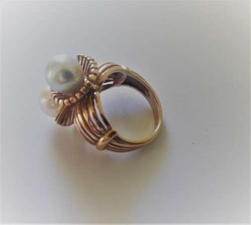 Vintage Pearl Ring
