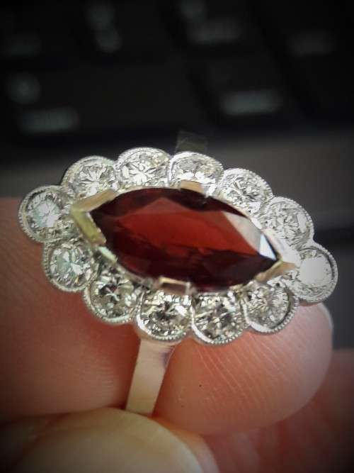 Vintage Garnet and Diamond Ring set in 16ct White Gold