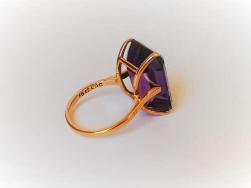 Vintage 18ct Gold Amethyst Ring