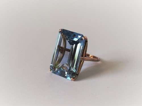 Vintage Aquamarine 9ct Gold Ring