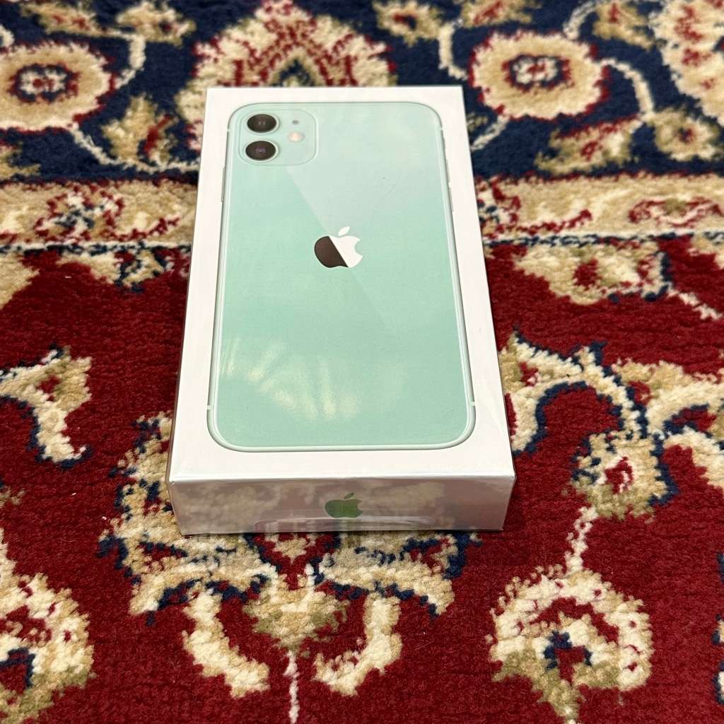 iPhone 11 64GB Sealed